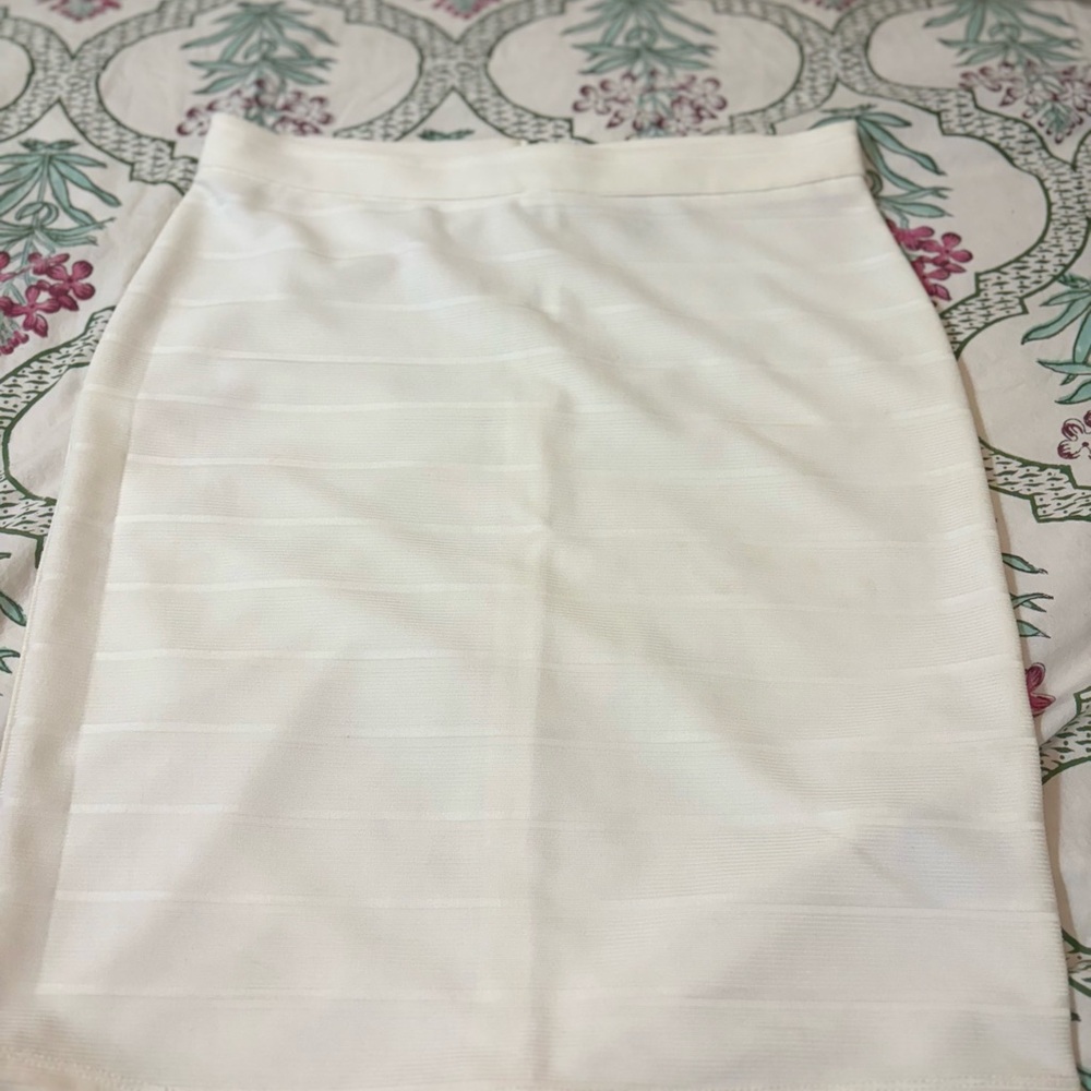 Guess Cream Pencil Skirt